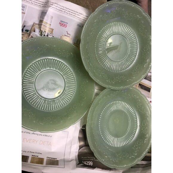 3 X Vintage Fire King Jadeite Green Alice Saucer Plate 6" - Picture 1 of 5